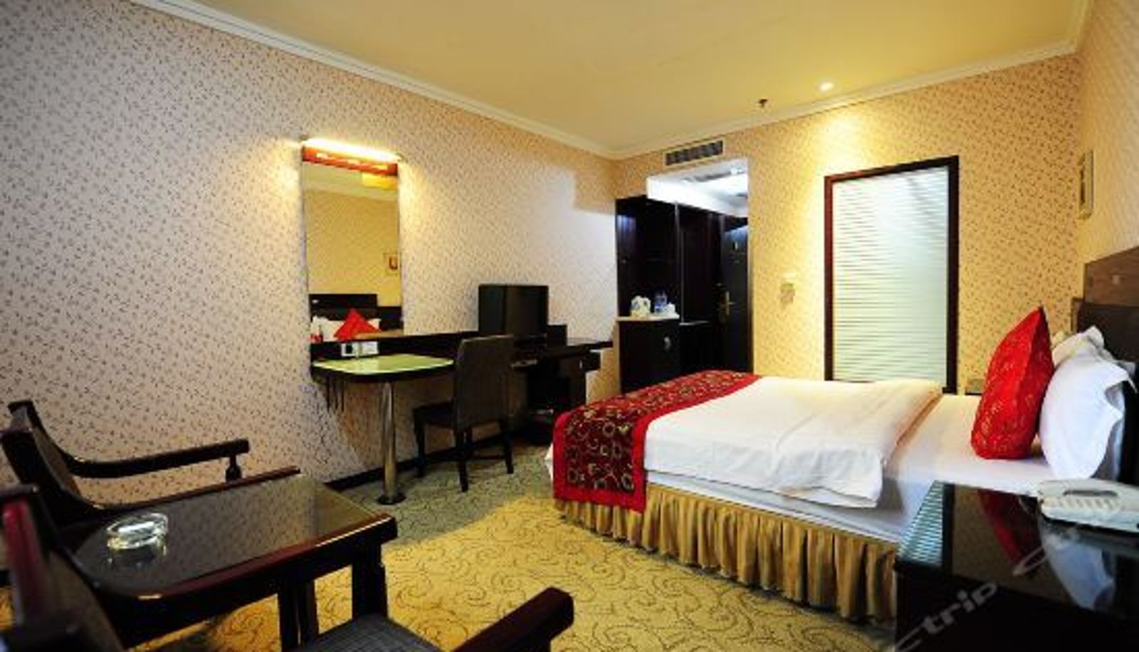 Camera business - Yaduowan Hotel