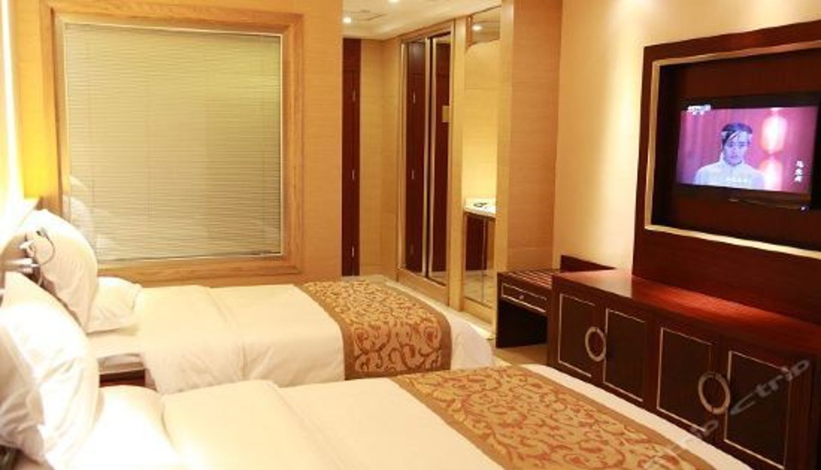Camera business - Yangfeng Yiju Hotel