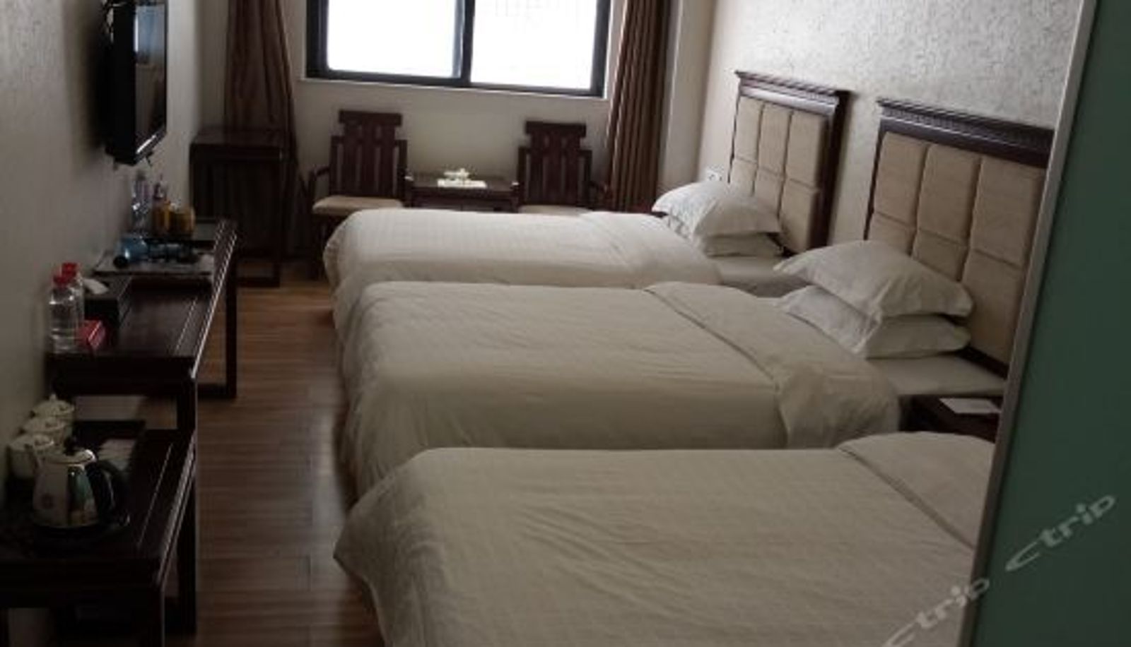 Driepersoonskamer - Bolaiya Hotel