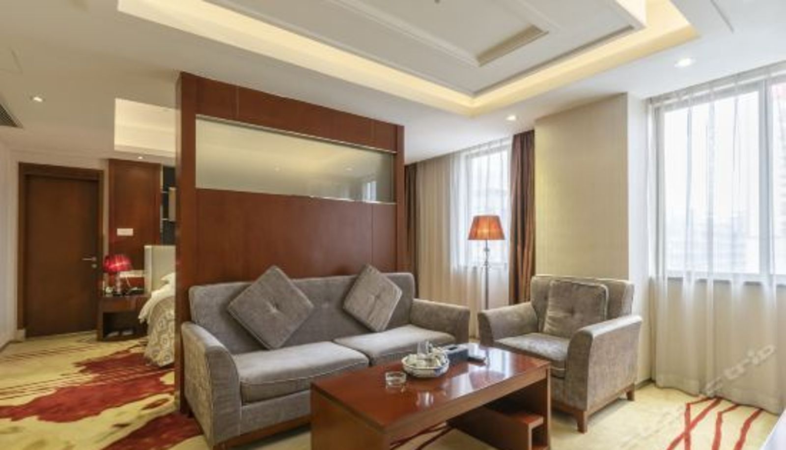 Suite - Rose Holiday Hotel