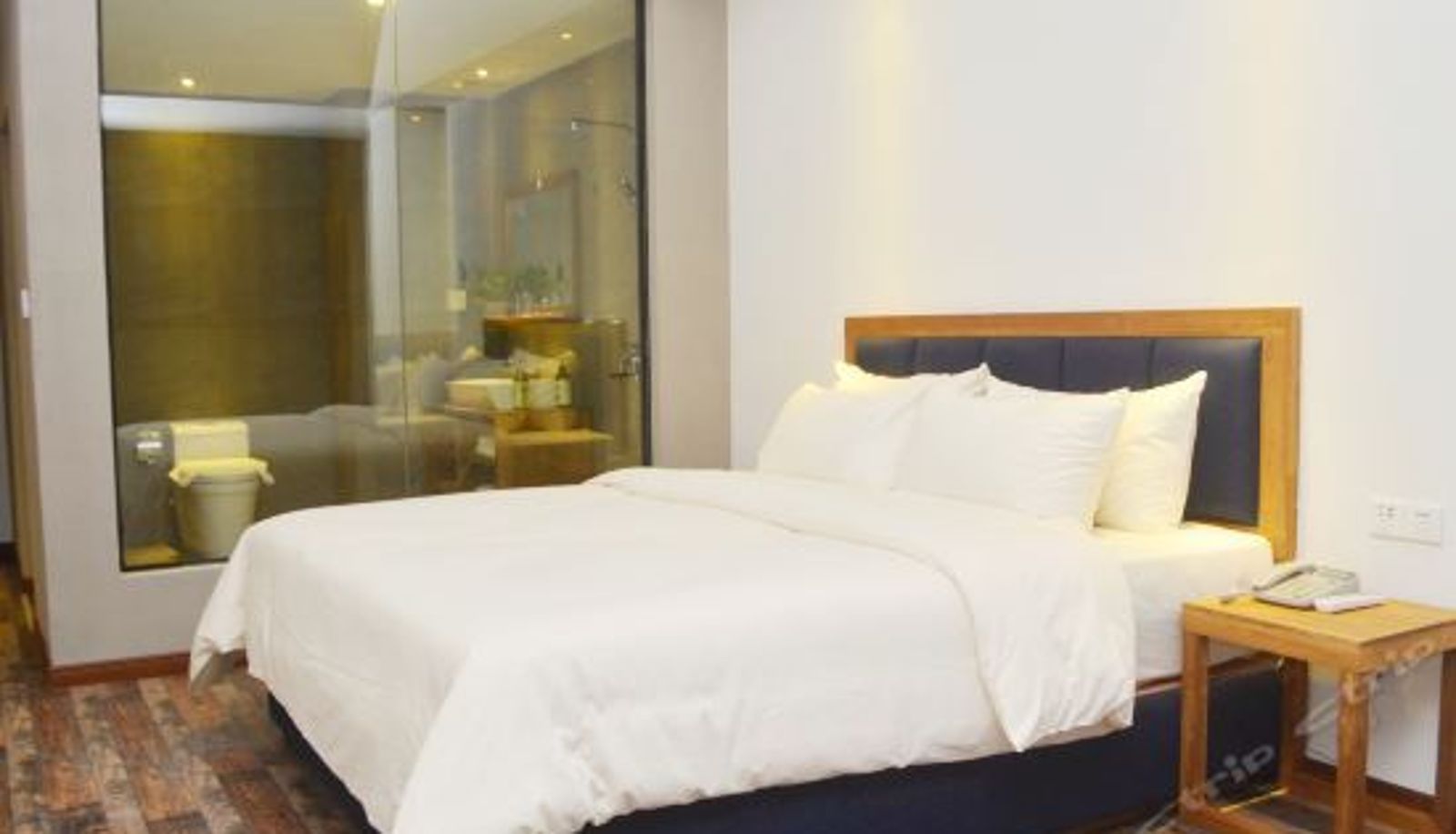 Habitación corporativa - 24H Hotel