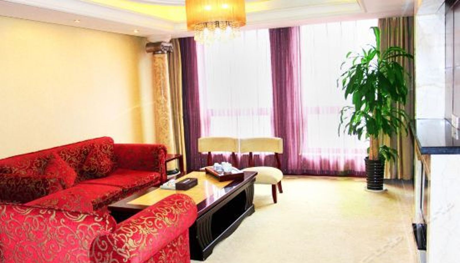Suite - Union Alliance Atravis Executive Hotel