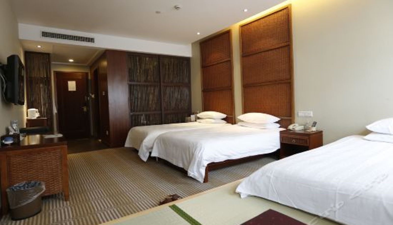 Chambre triple - Scholars Shushan Hot Springs Resort