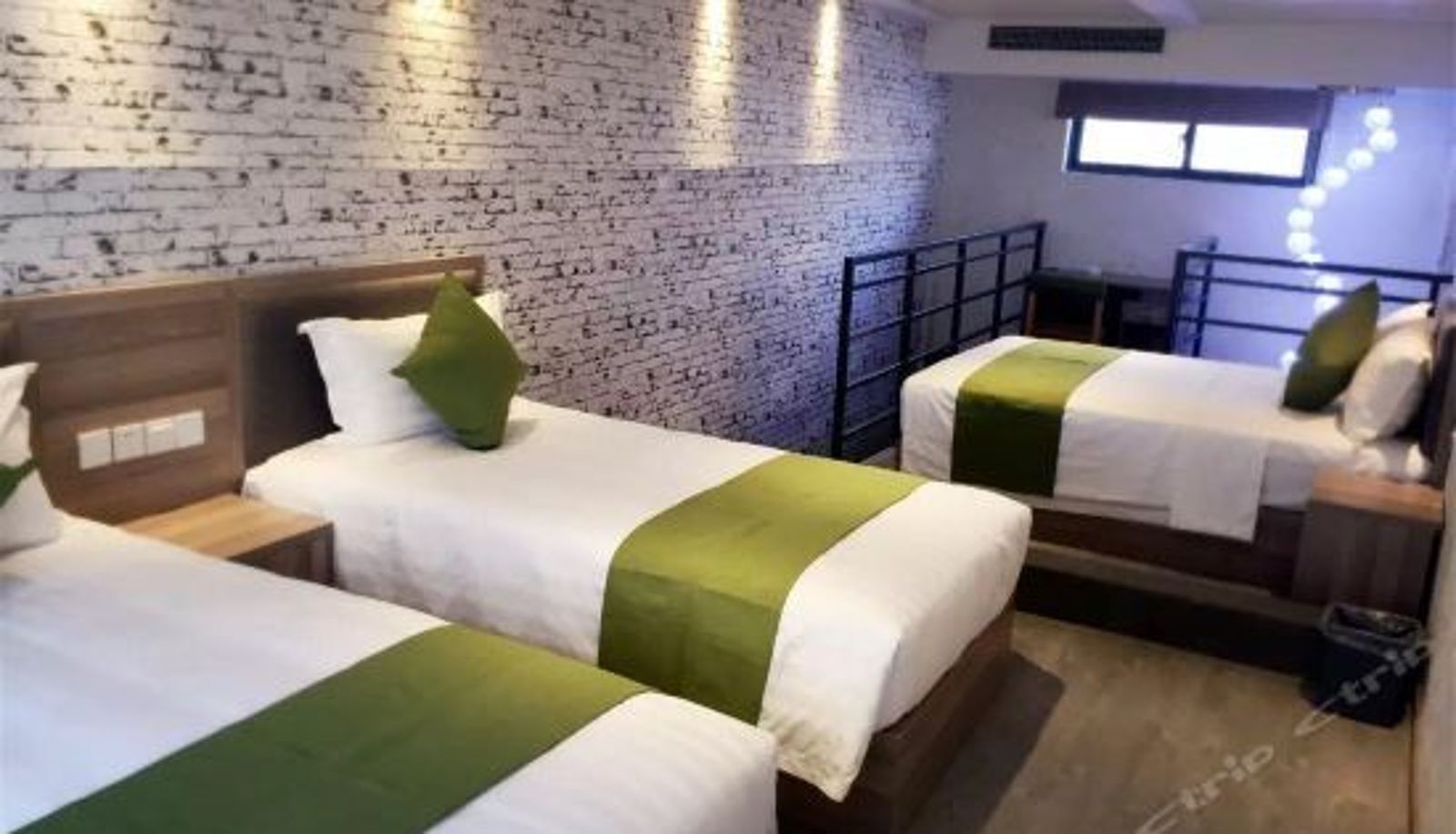 Habitación triple - Zhonghao Chengshi Linshe Hotel