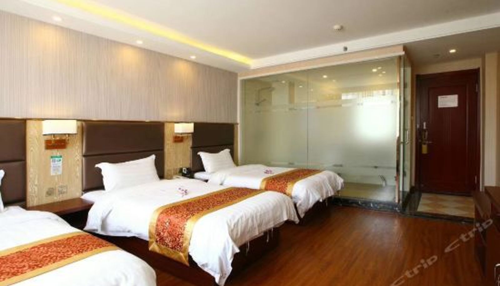 Driepersoonskamer - Qianshan Business Hotel