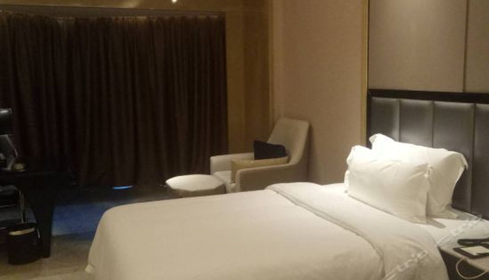 Chambre Business - Tanks Hotel (Foshan West Railway Station)