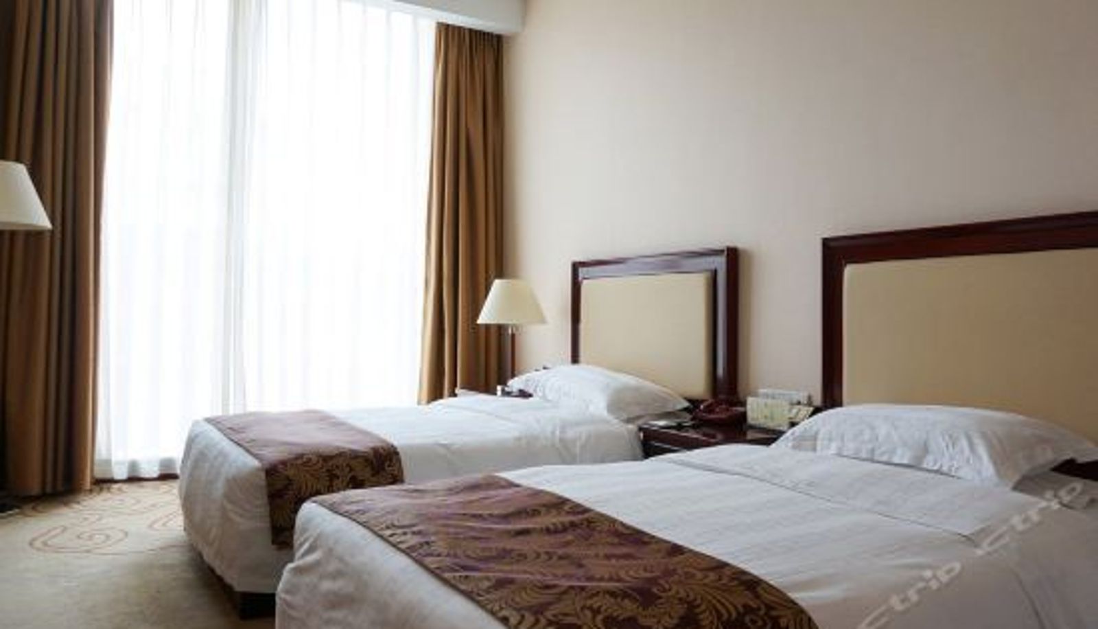 Pokój trzyosobowy - Huabei Hotel