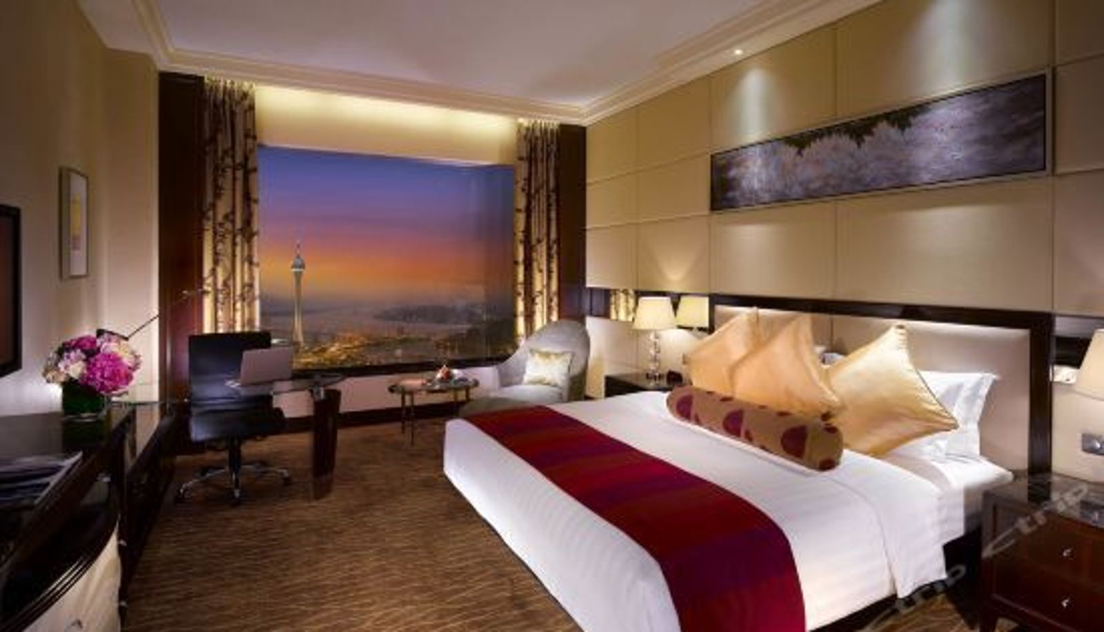 Room with lake view - Star World Hotel