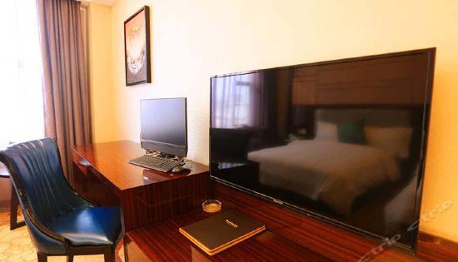 Business room - Longwan International Hotel (Foshan Nanzhuang Jili Shopping Plaza Ceramic City)