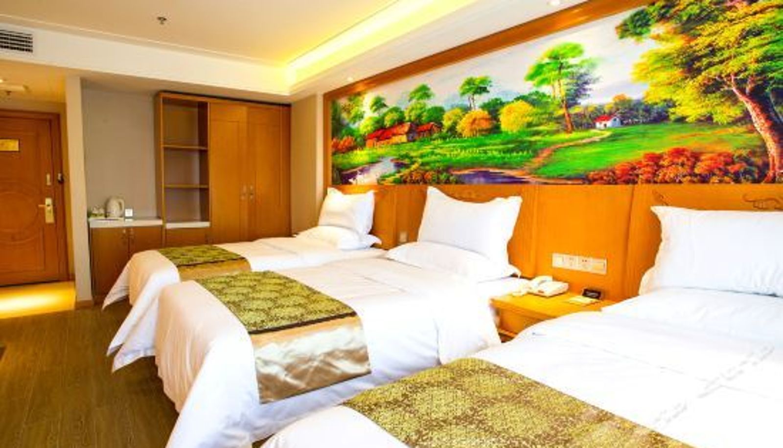 Chambre triple - Langman Xicheng Hotel