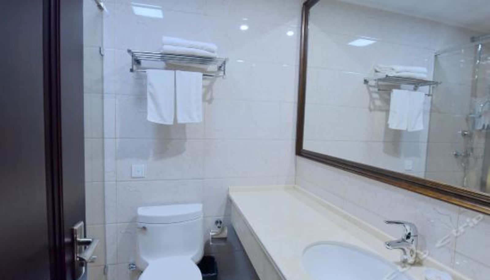 Interior view - Tiyuan Hotel