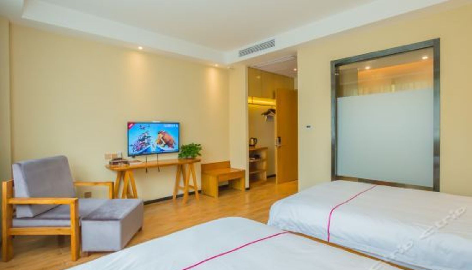 Habitación de categoría superior - Zizhi Hotel (Hangzhou Zhuantang Art Institute)