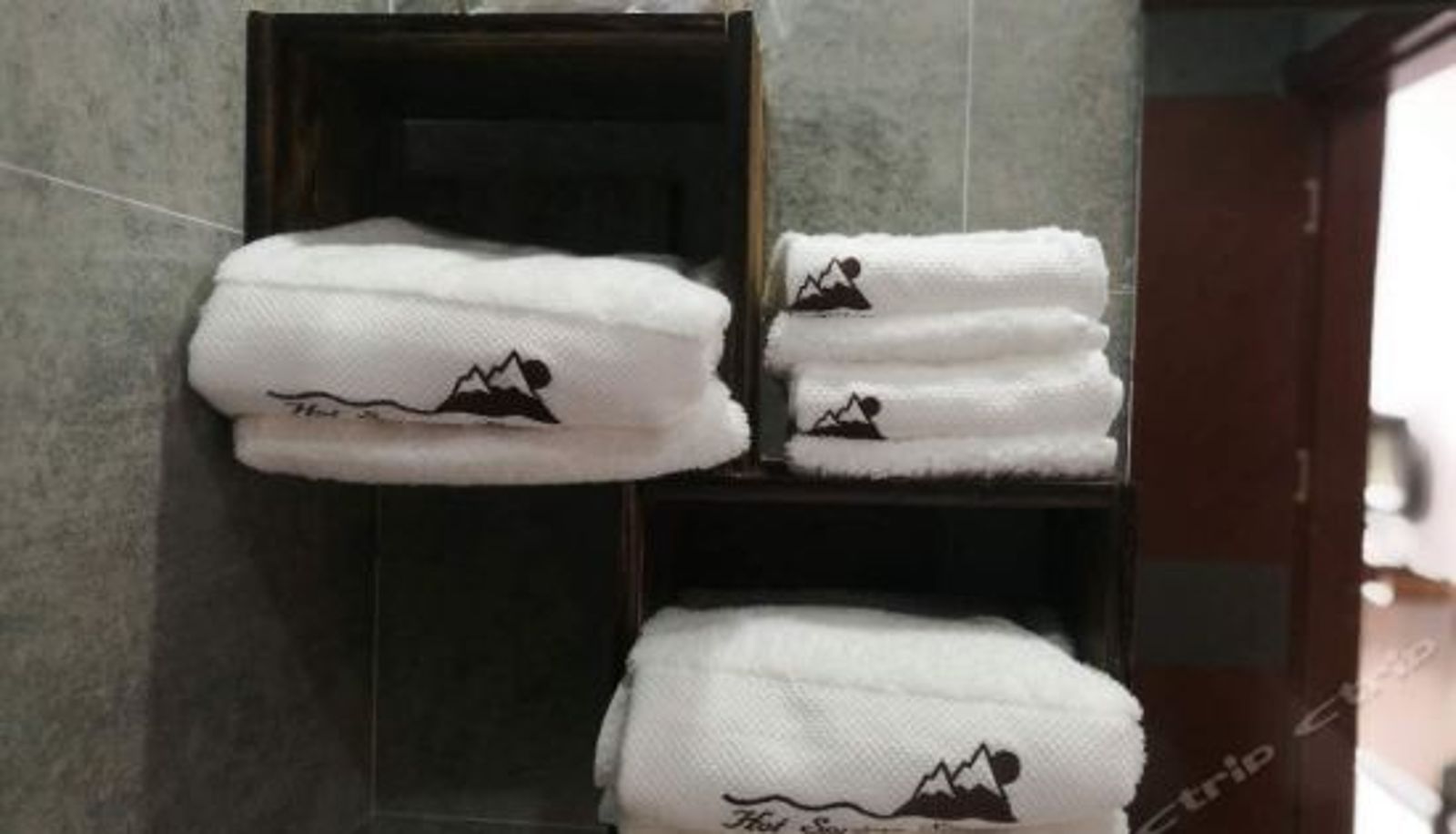 Suite - Hot Spring Resort