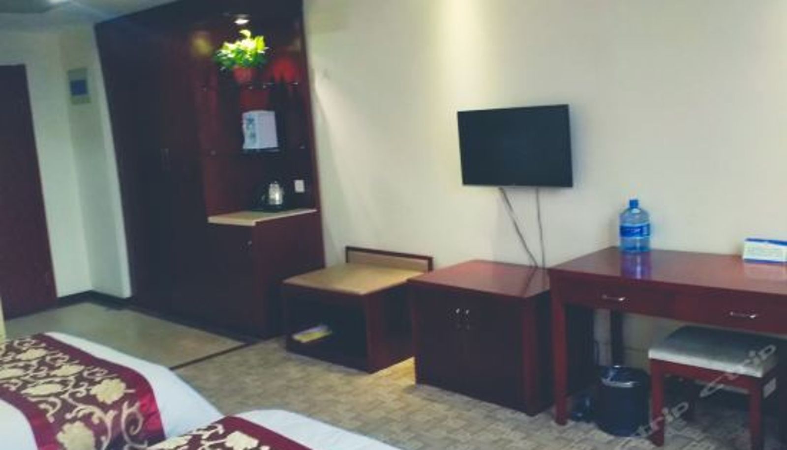 Dreibettzimmer - Chengji Hotel