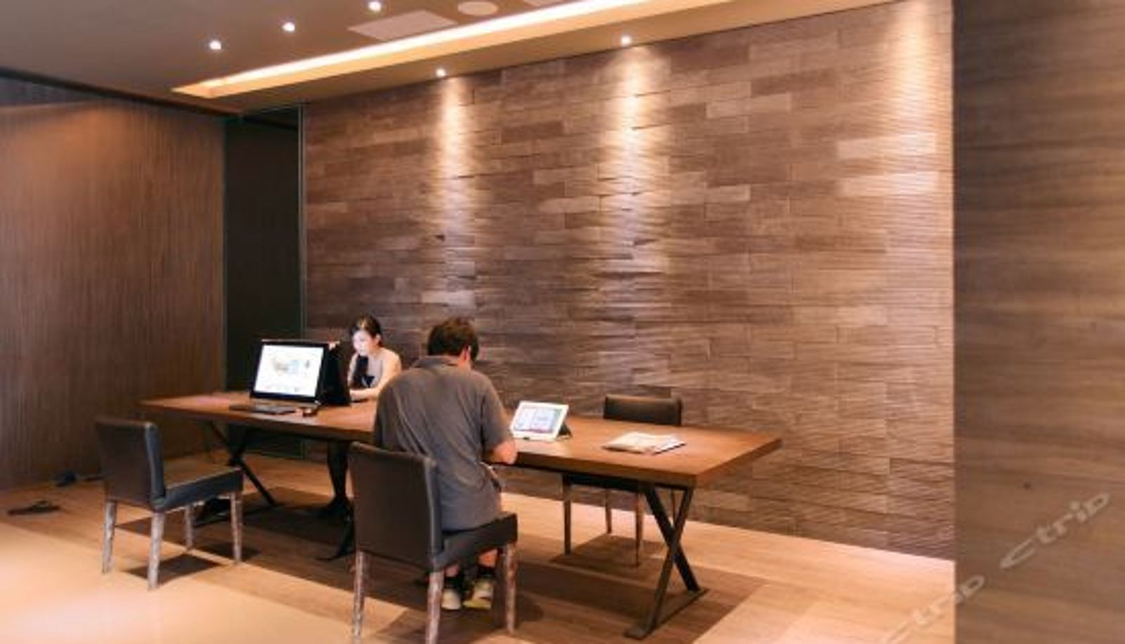Reception - Kiwi Express Hotel Kaohsiung Jiuru