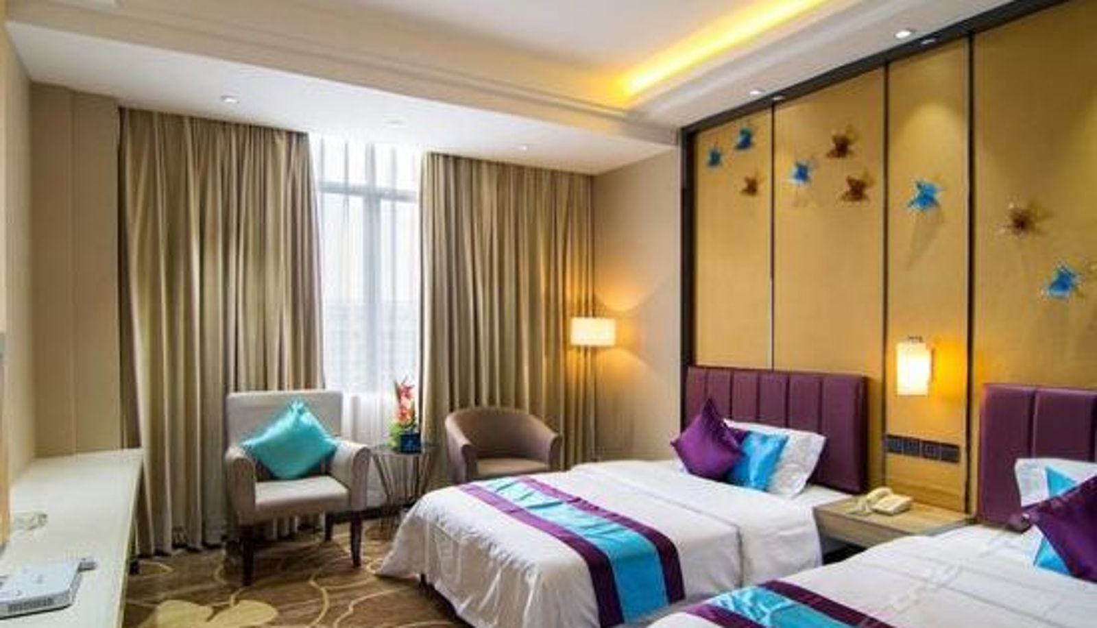Camera business - Chaohong Zhijia Hotel