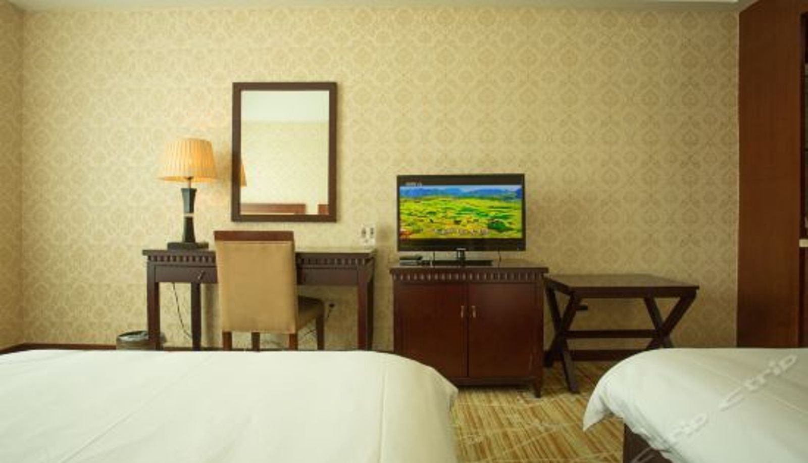 Tripla - Tiyuzhijia Hotel