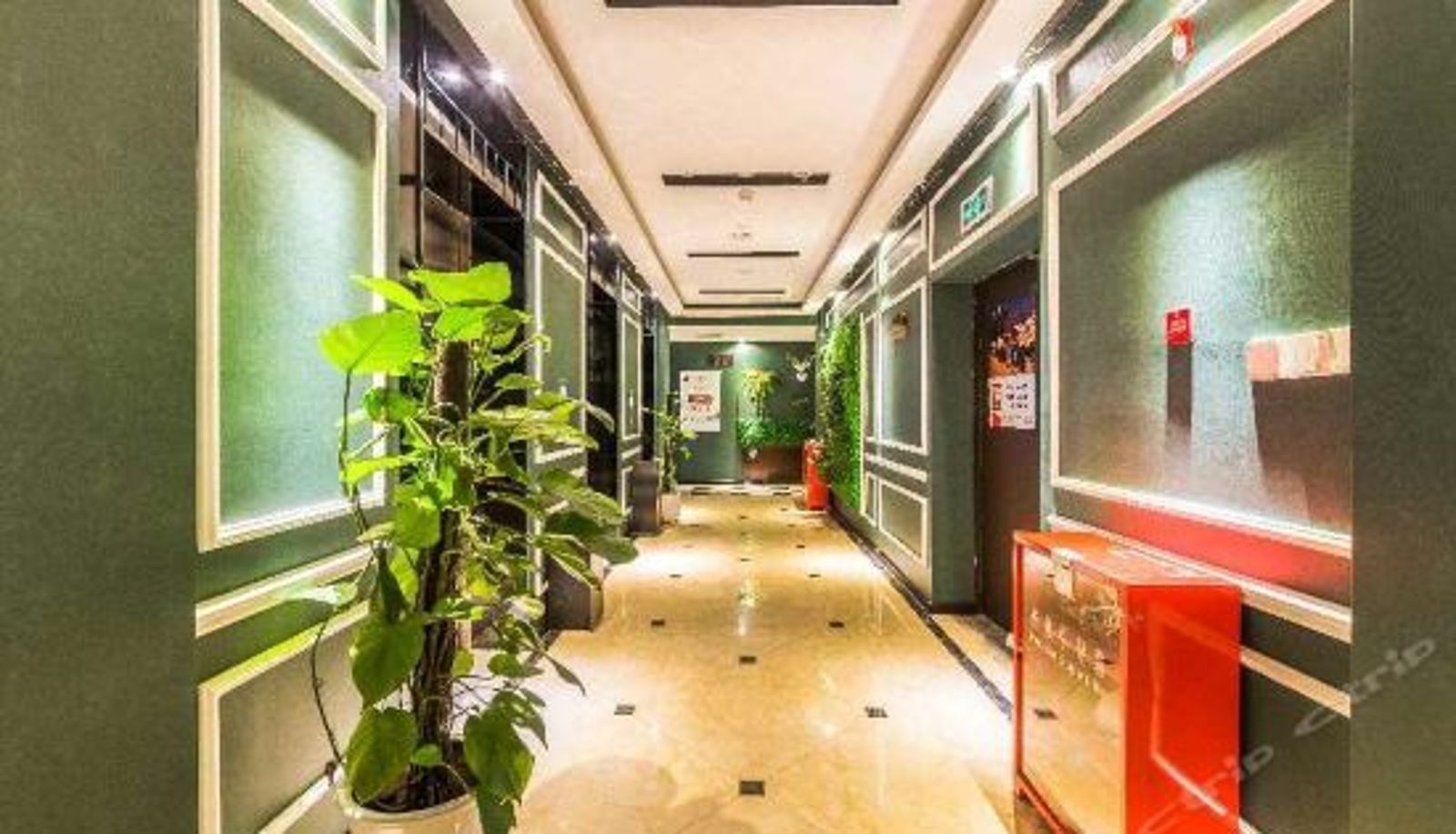 Rezeption - AIMEI MANOR HOTEL