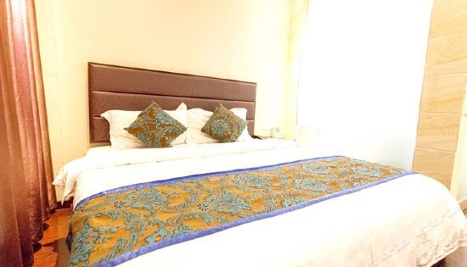 Camera superior - Zhonghuan Theme Hotel