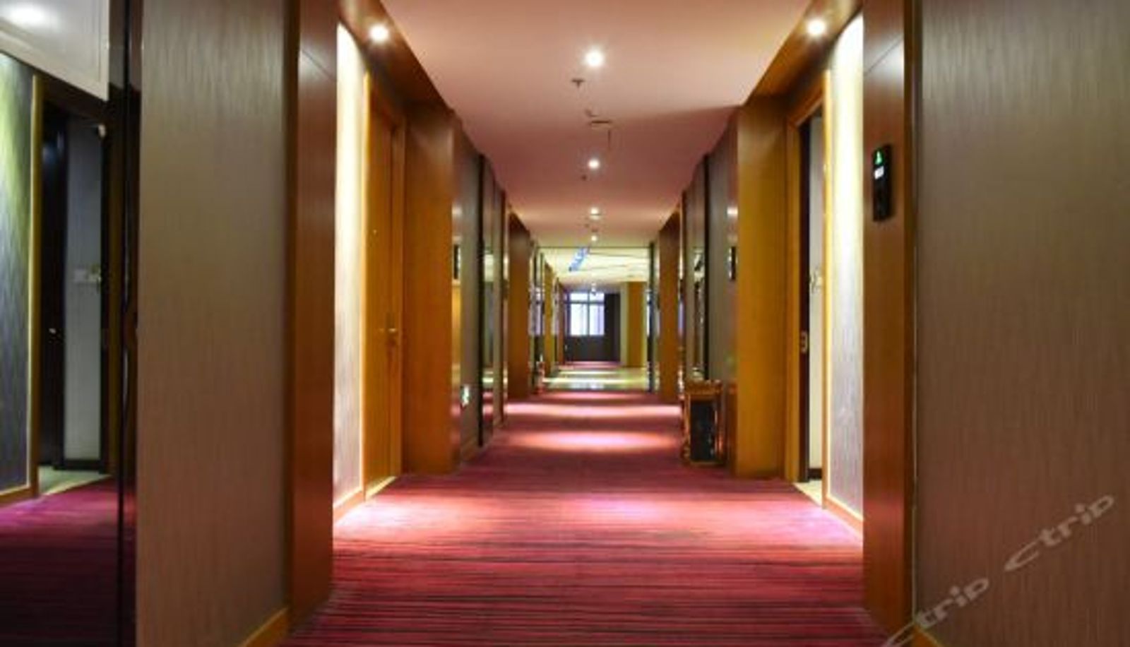 Reception - Jiahe Business Hotel