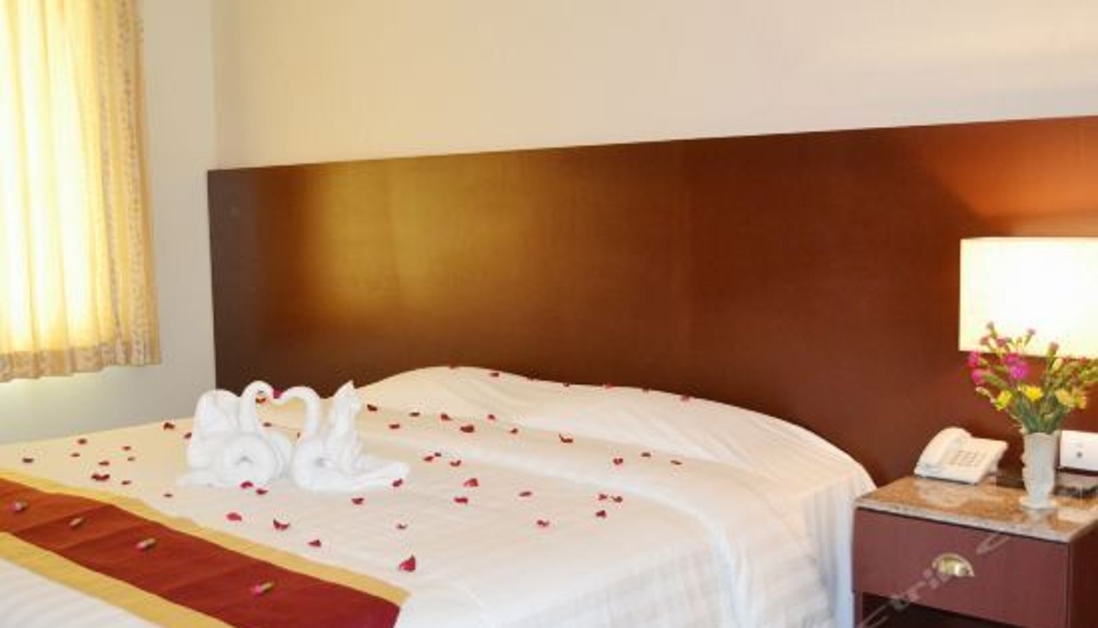 Superior room - Hotel Broadway Yangon
