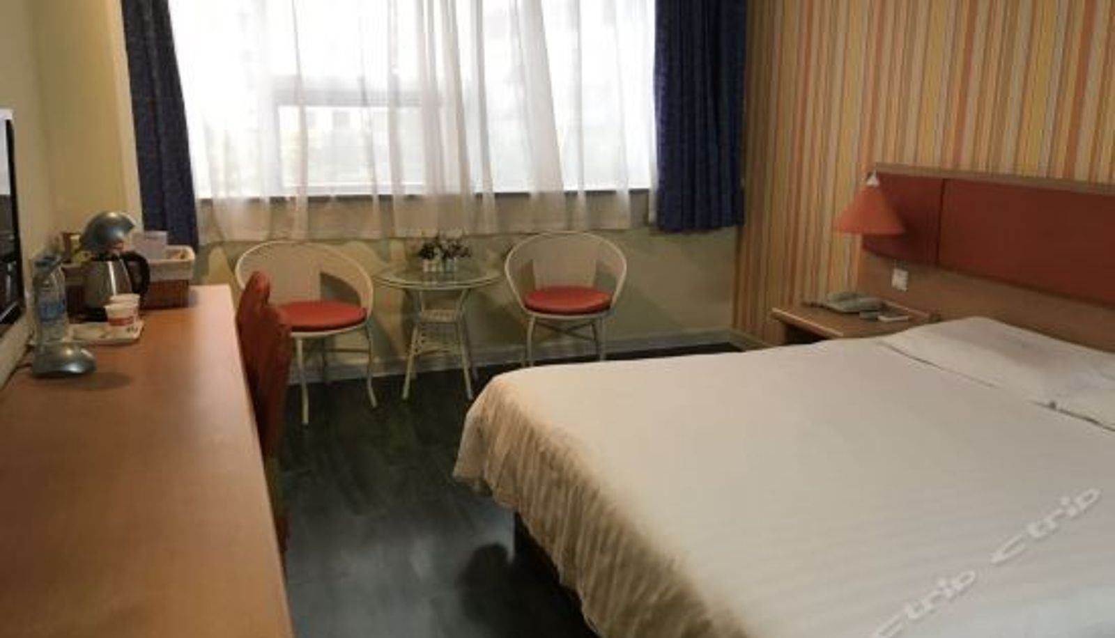 Camera business - Home Inn (Nanjing Xinjiekou Zhujiang Road Metro Station Deji Square)