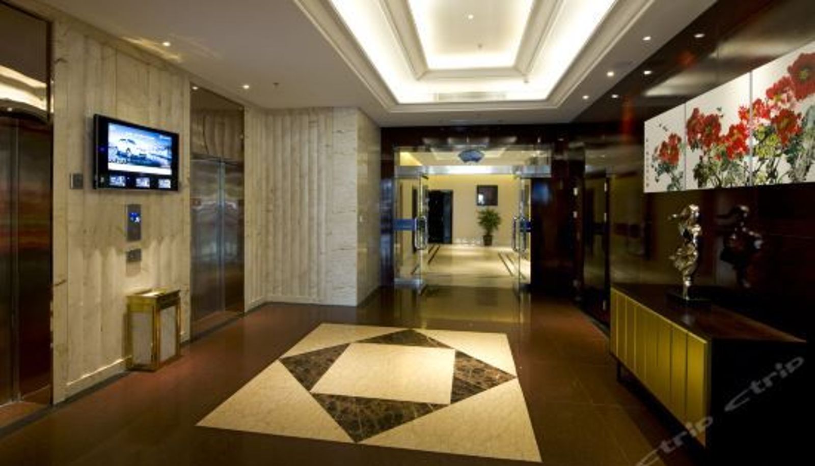 Reception - Huayang Hotel