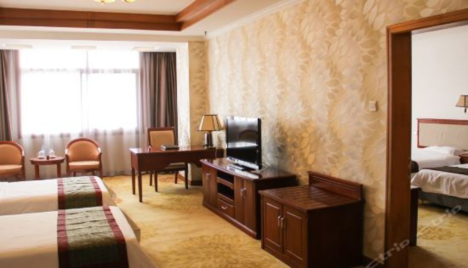 Chambre quadruple - Yinhe Hotel