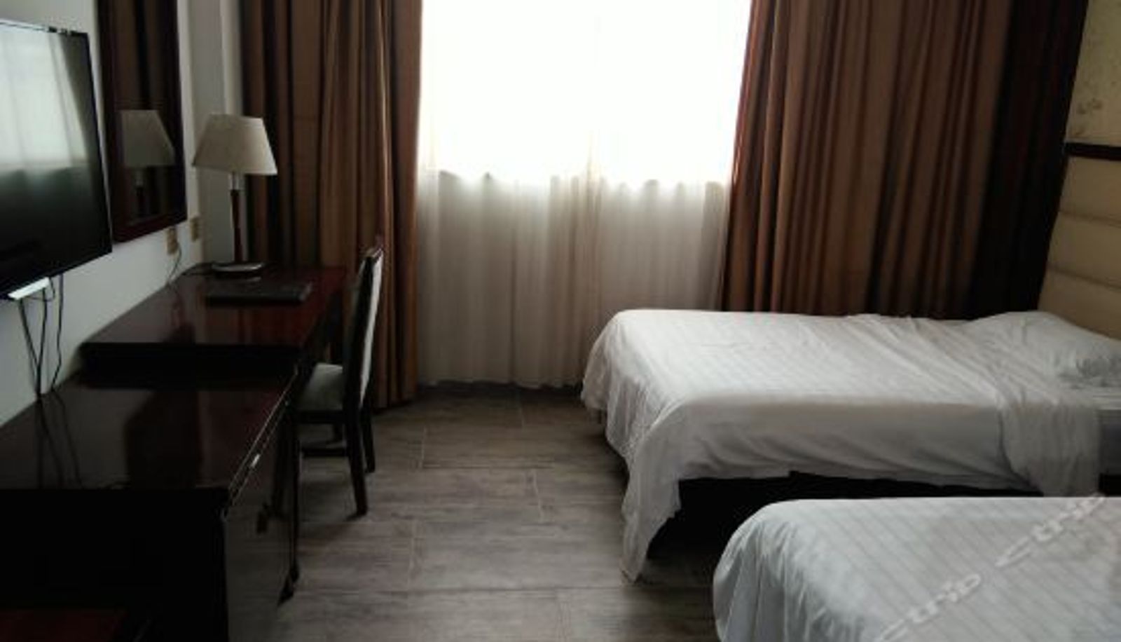 Habitación de categoría superior - Sunshine Holiday Hotel