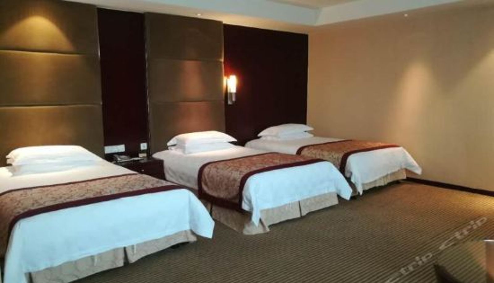 Habitación triple - Chaoyang Hotel