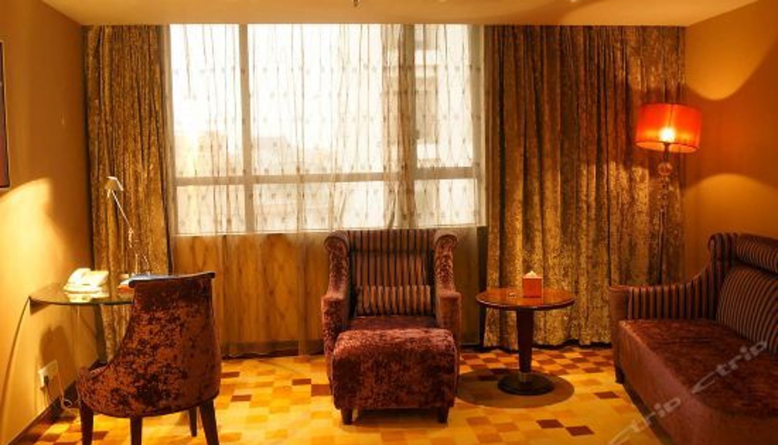Habitación corporativa - Boss Hotel