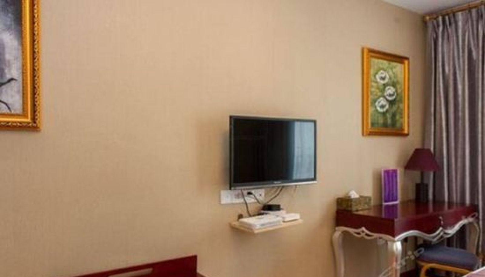 Camera business - Le Meng Hotel