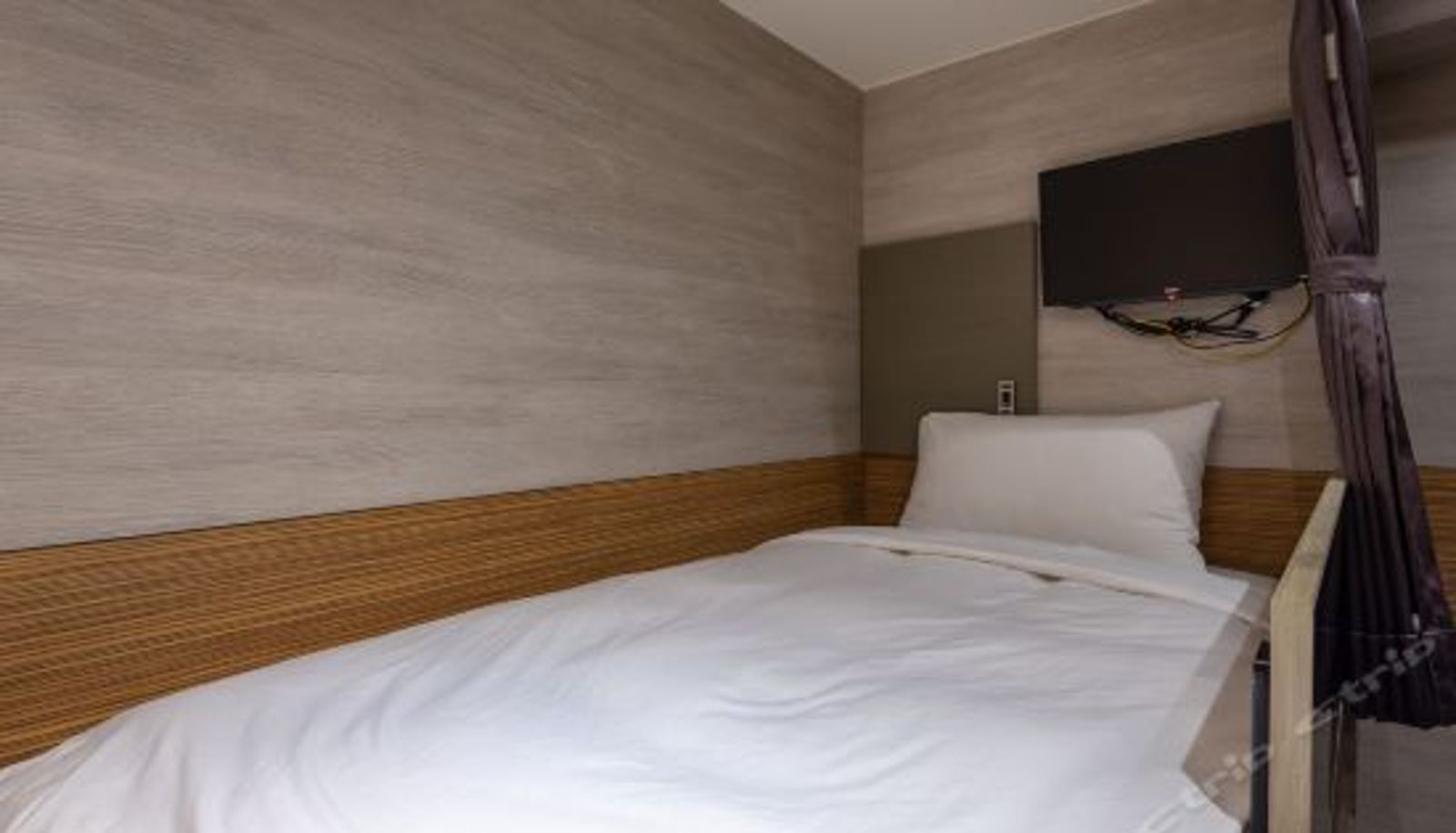 Quadrupla - 101 Amici Hotel Six Star Hostel