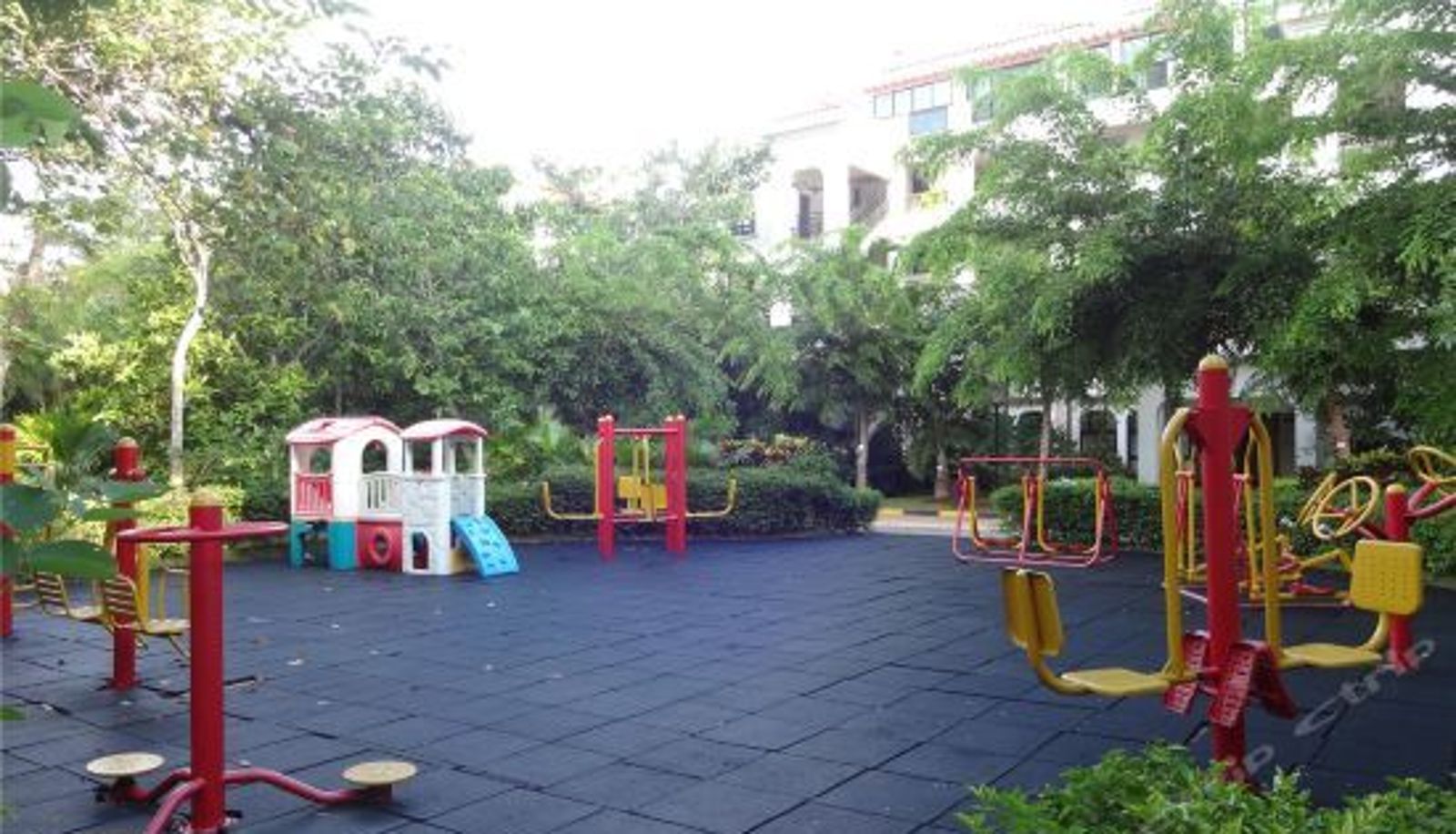 Rezeption - Zhongnan Wuye Hostel
