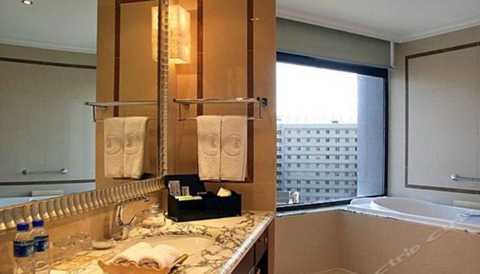 Habitación de categoría superior - Jinjiang Grand Hotel