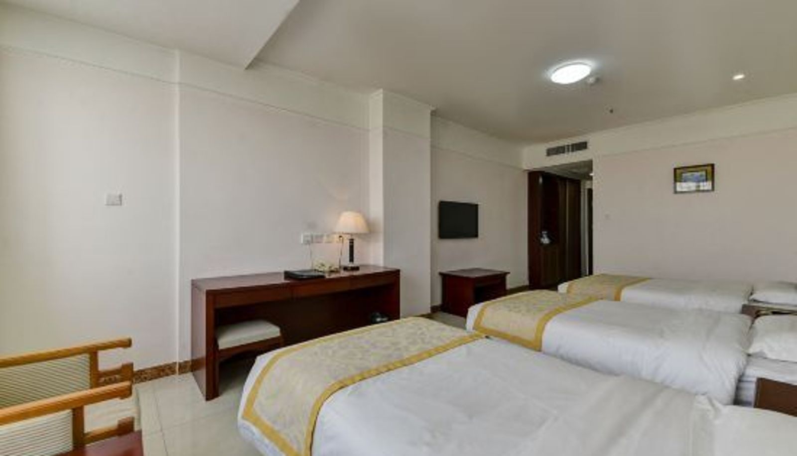 Dreibettzimmer - Zhongshan Hotel