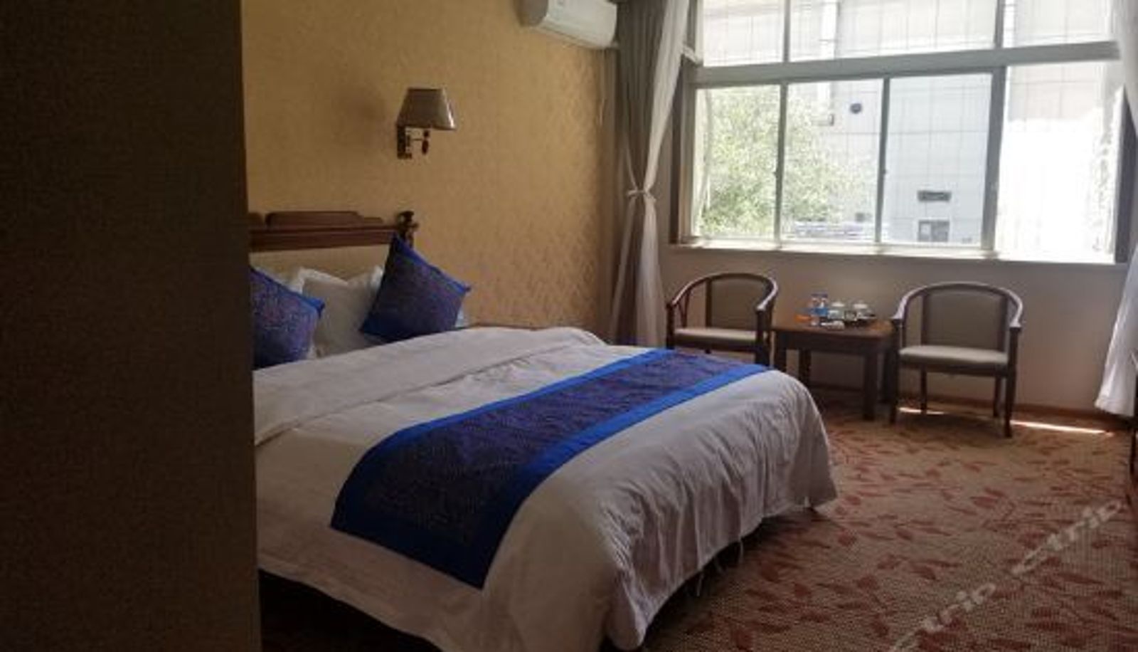 Habitación de categoría superior - Tibet Shanshui Hotel