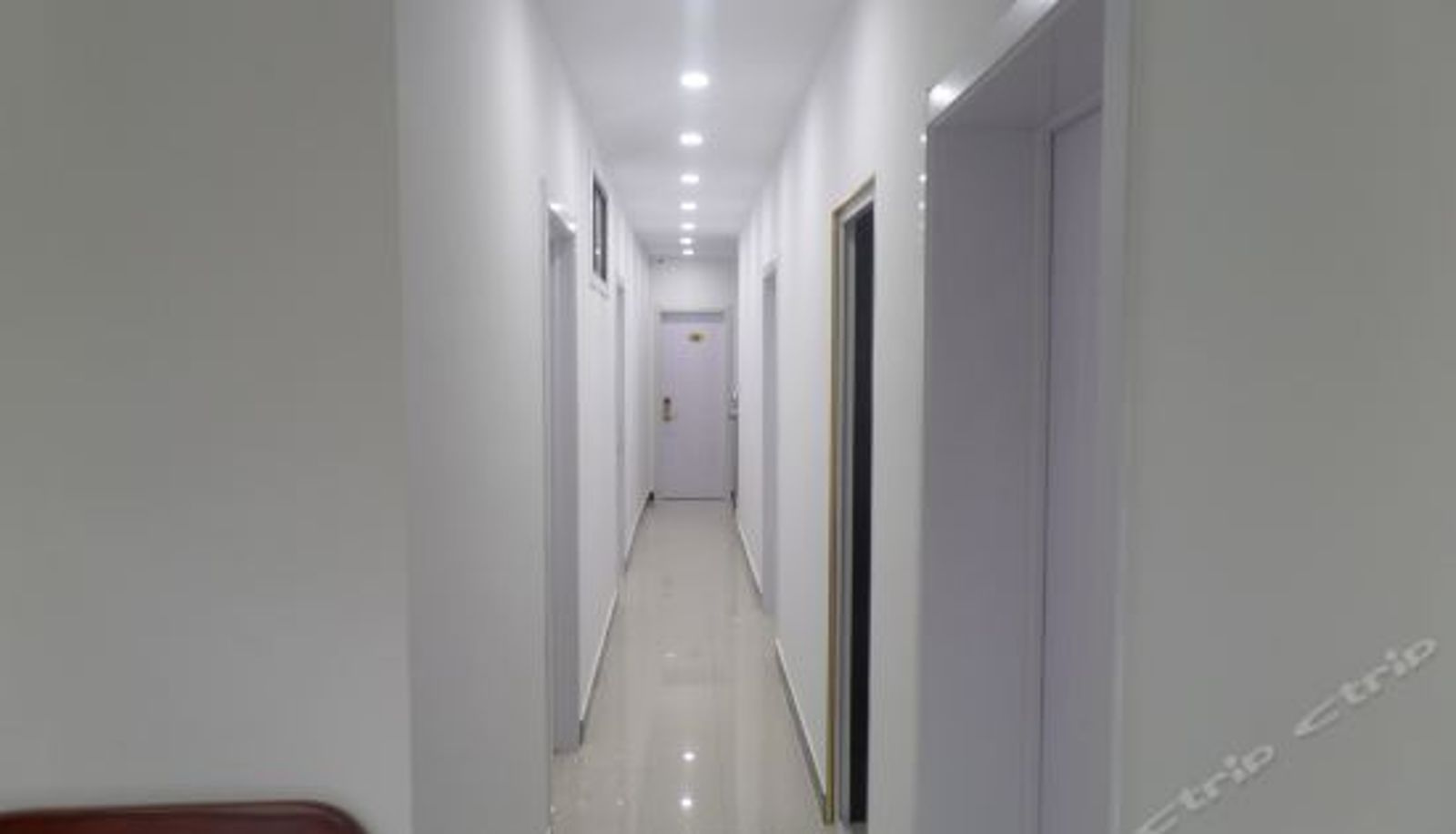 Reception - Ninghang Hostel