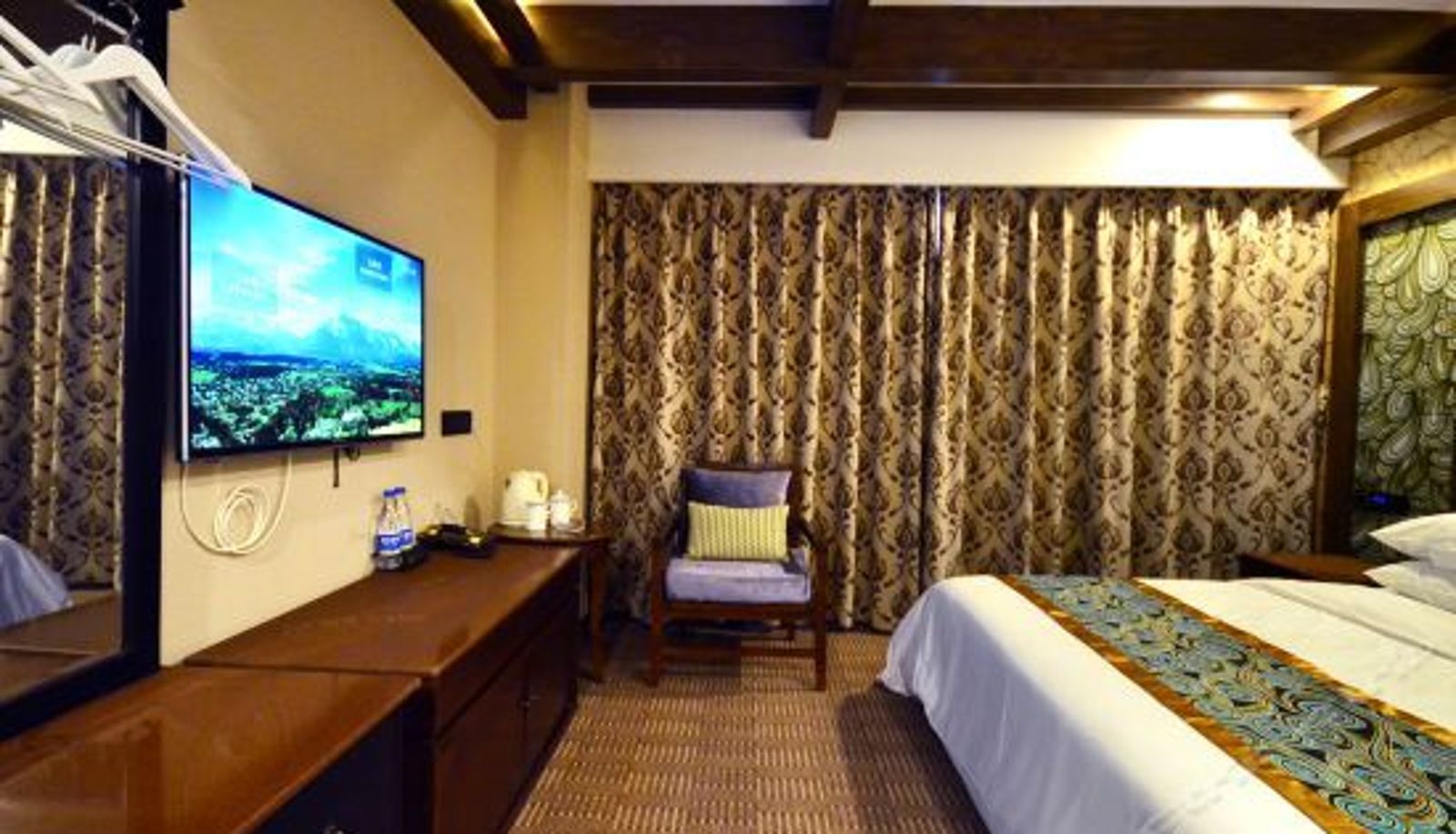 Business-kamer - Rui'an Yinglun Hotel (Wuhan Chuhe Hanjie)