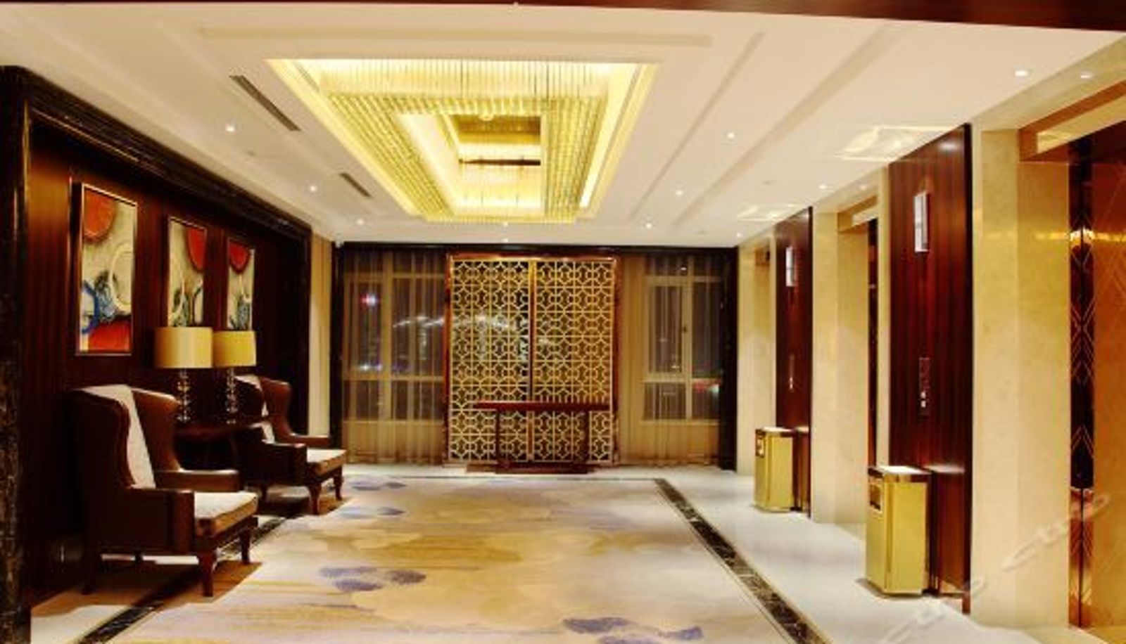 Reception - Quanjiayuan Hotel