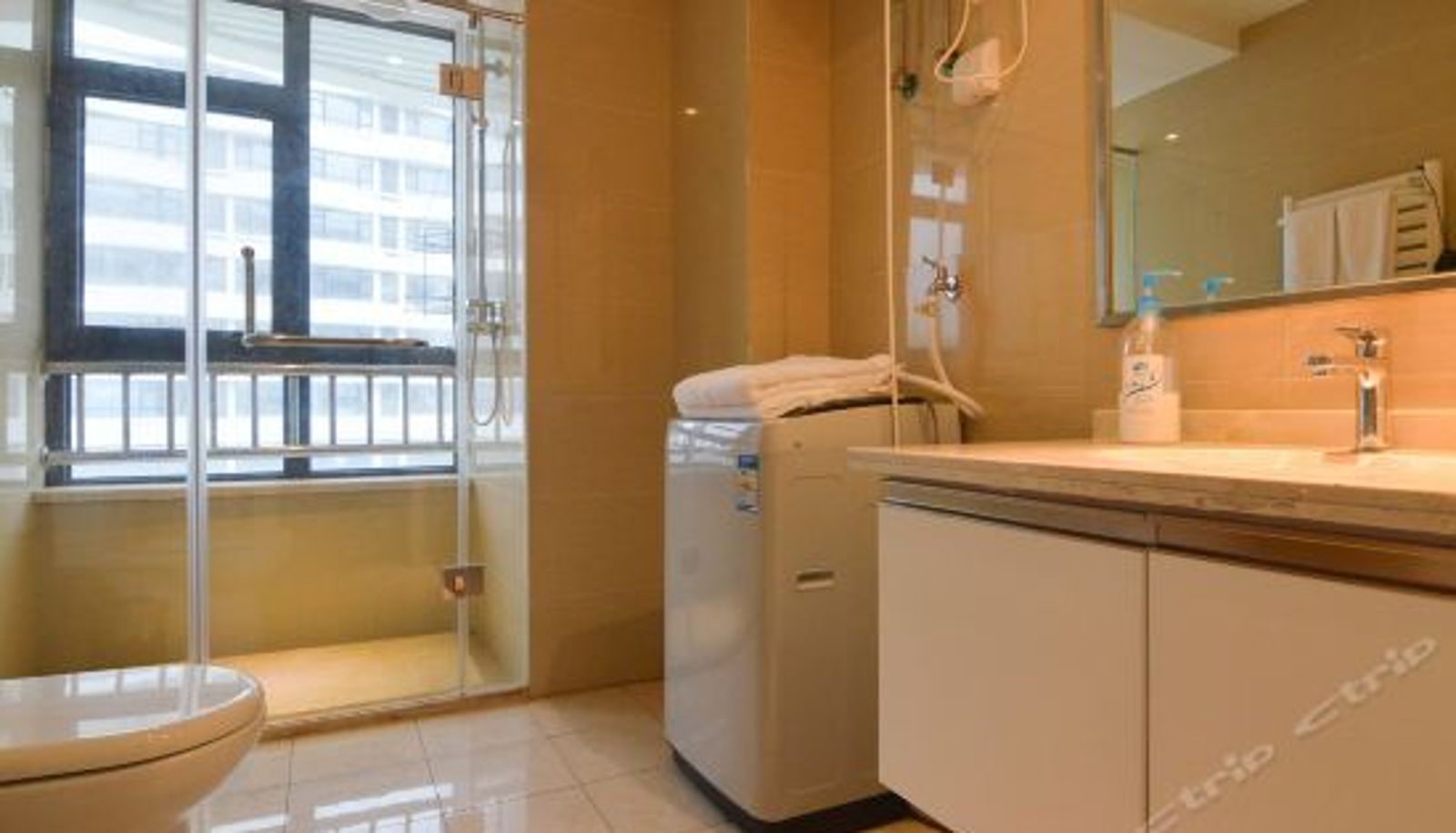 Interior view - Sihai Jiuzhou Holiday Apartment (Qingdao Wanda Oriental Movie Metropolis)