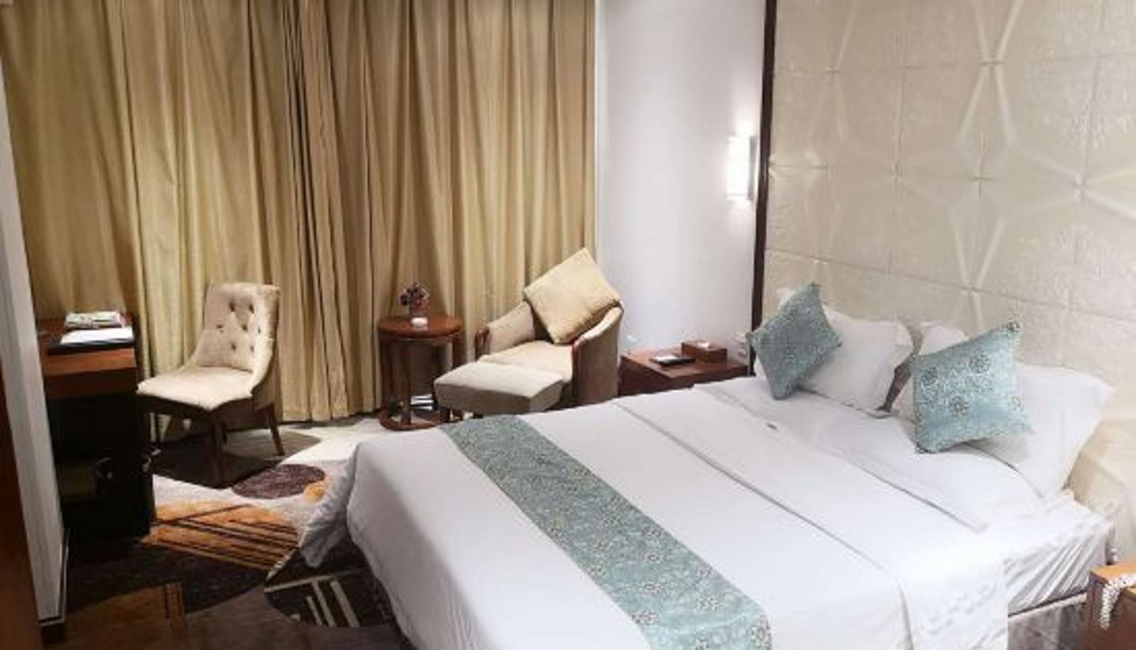 Camera superior - Jin Merchant International Hotel