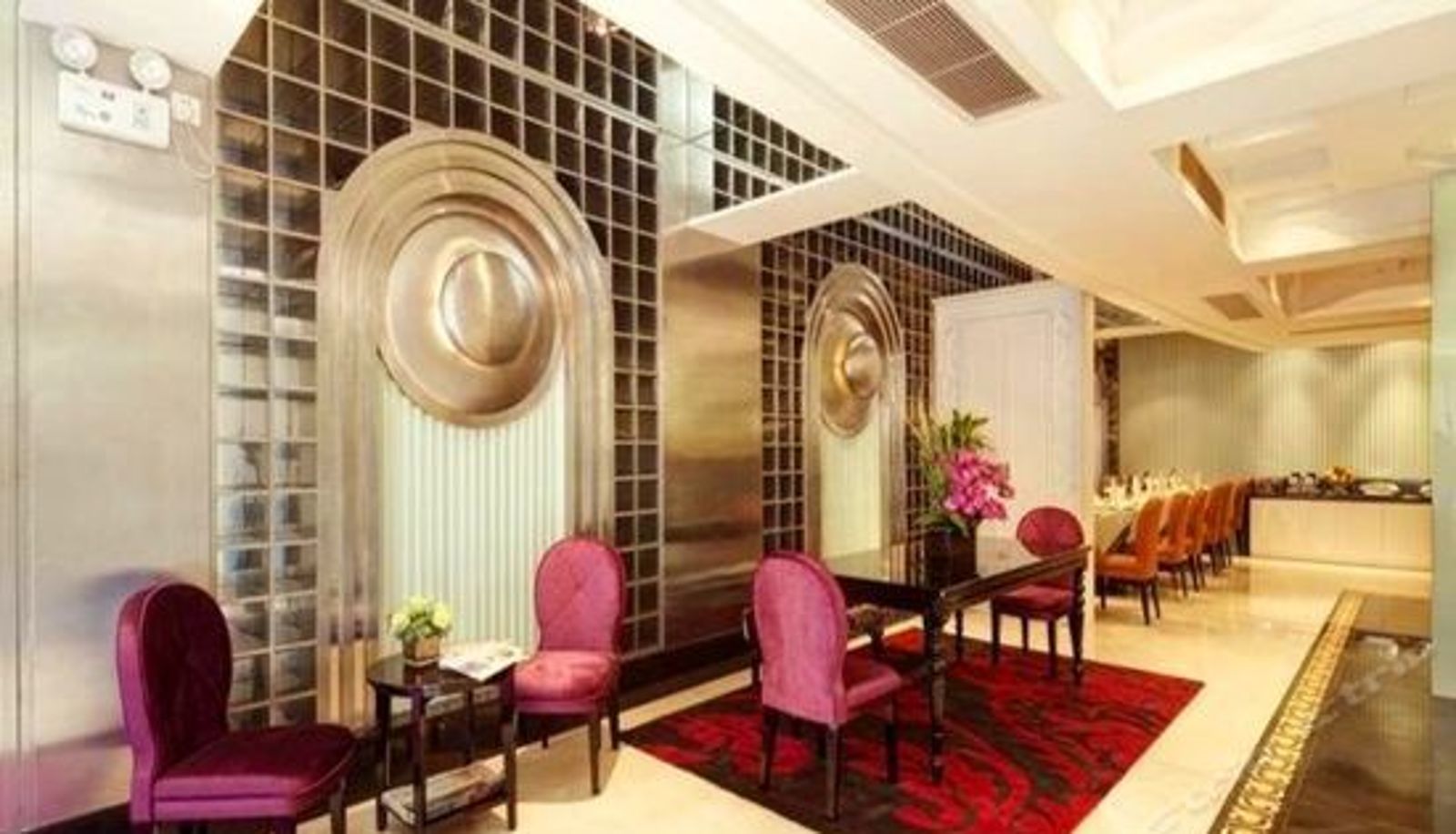 Reception - Ole Tai Sam Un Hotel