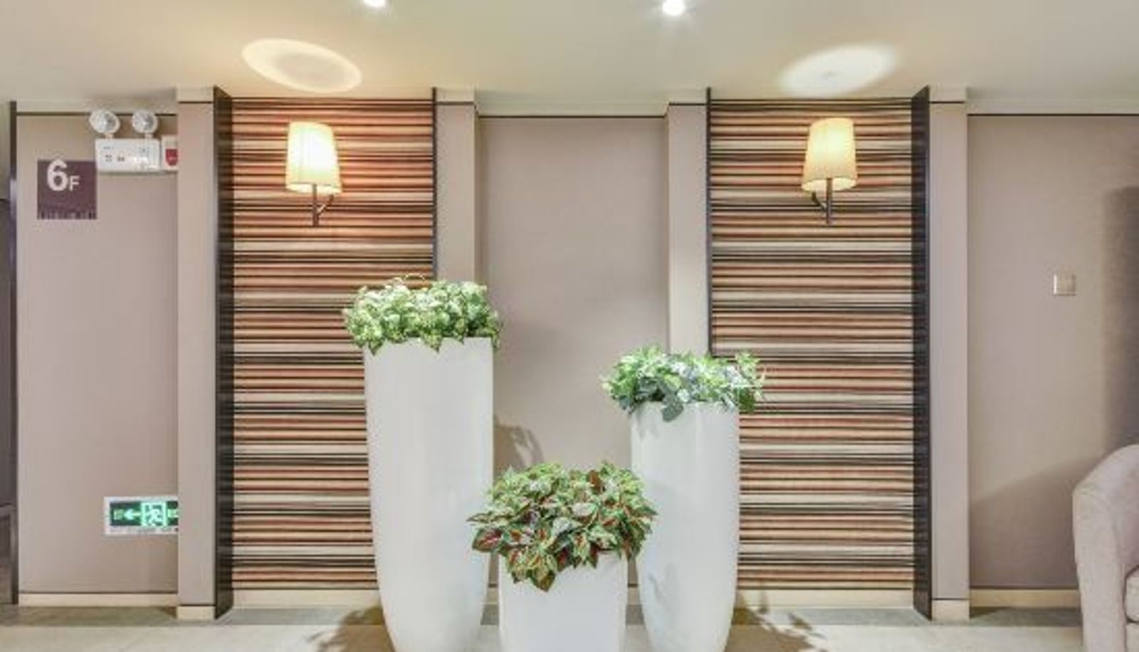 Reception - Home Inn Plus (Tangshan Wanda Plaza Municipal Government)
