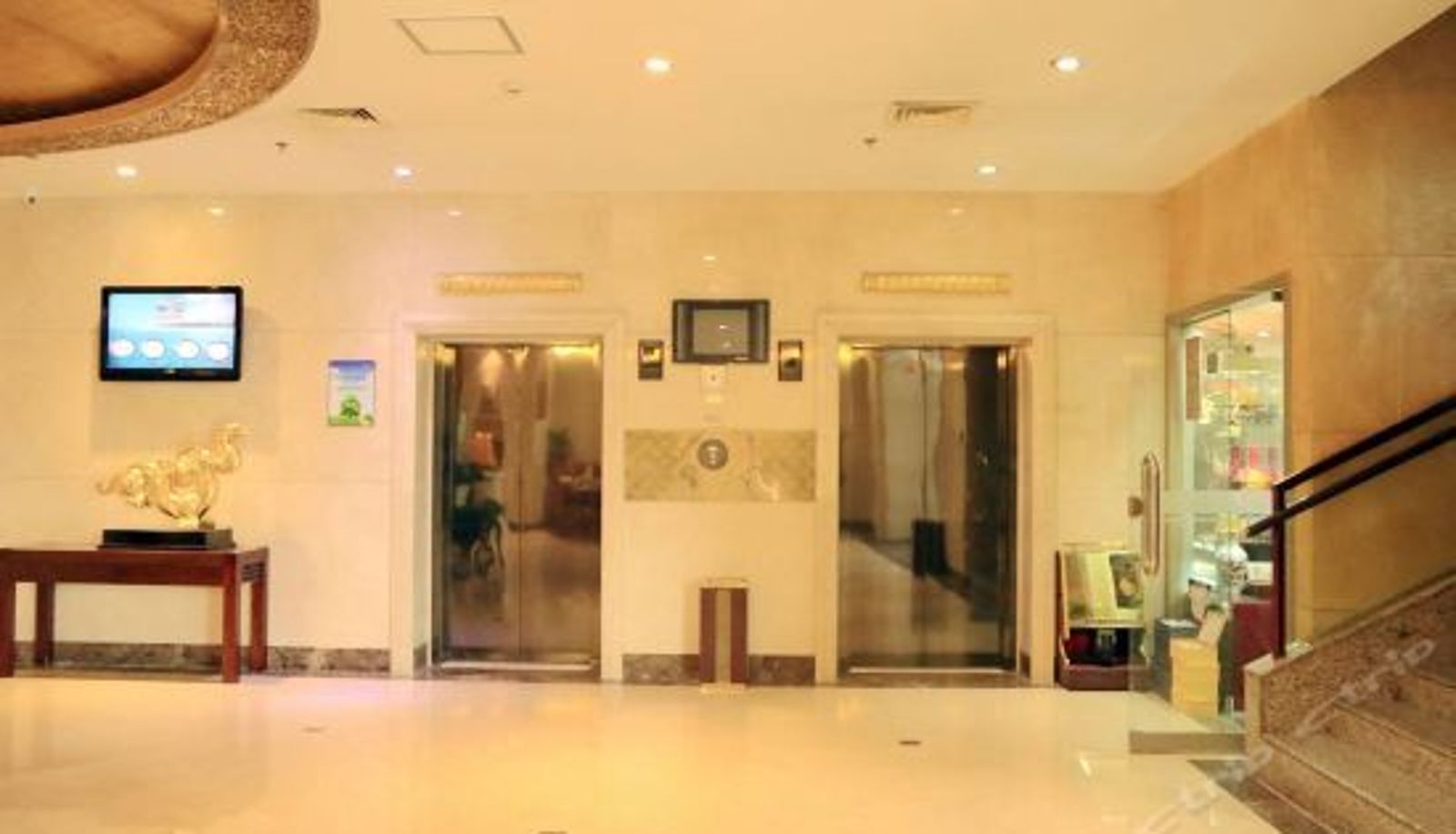 Rezeption - Zhenjiang Grand Hotel