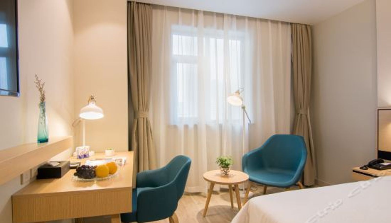 Camera business - Home Inn Selected (Wuxi Zhongshan Road Sanyang Square Metro Station)