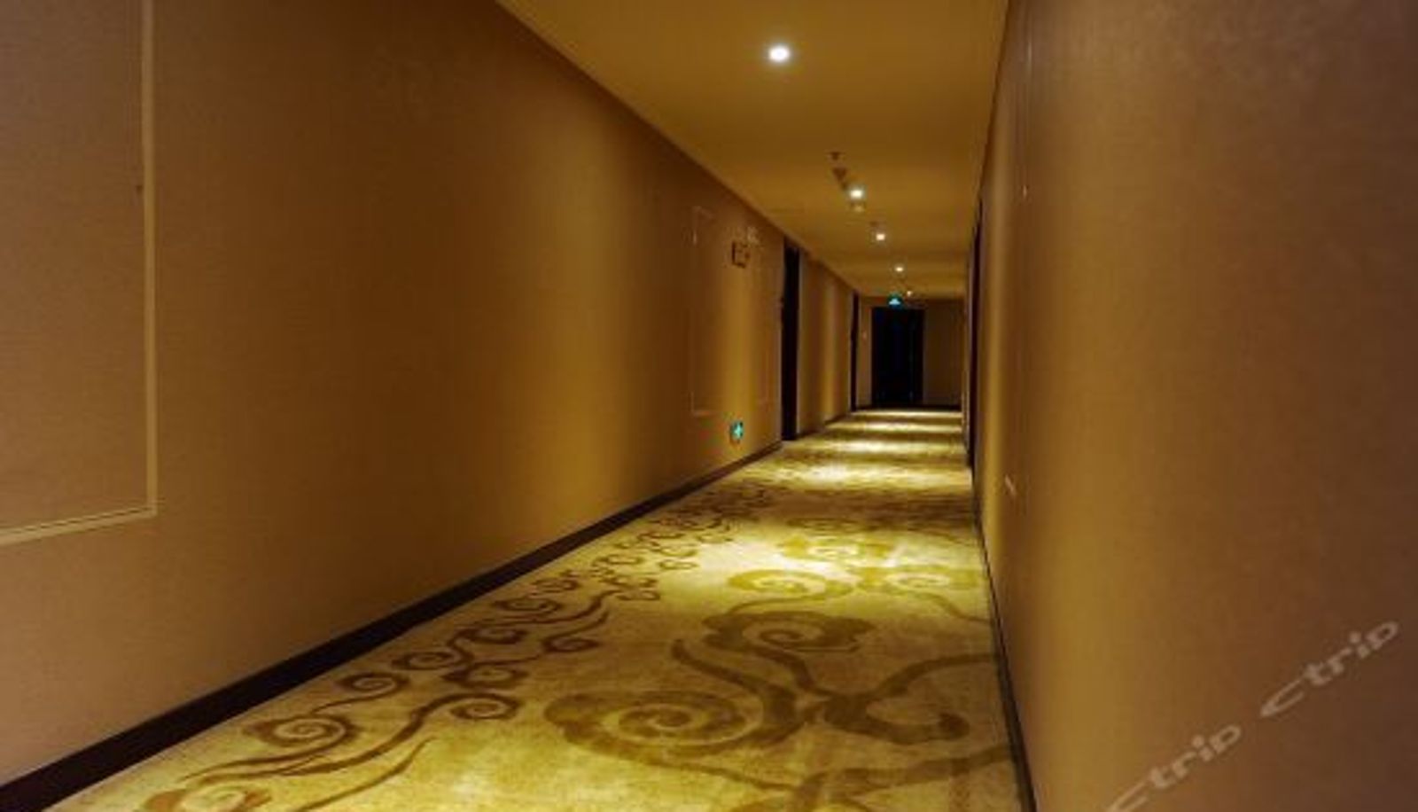 Réception - Kind Hotel