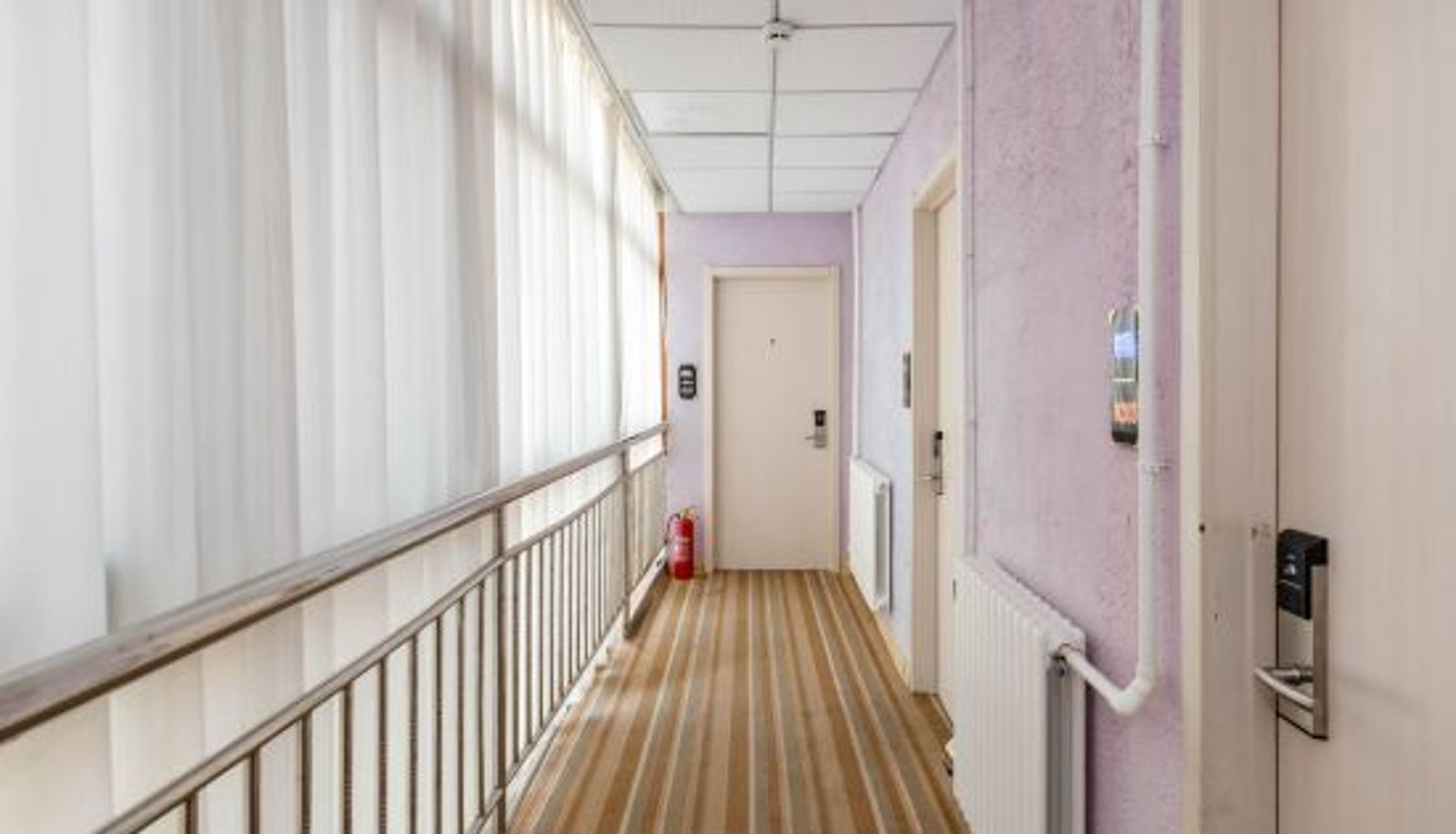 Rezeption - Yiwan Theme Hotel (Weifang Guangwen Middle School)