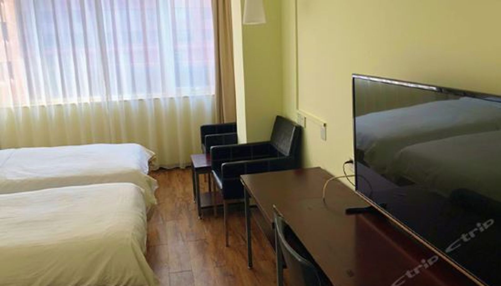 Tripla - Sunjoy Hotel
