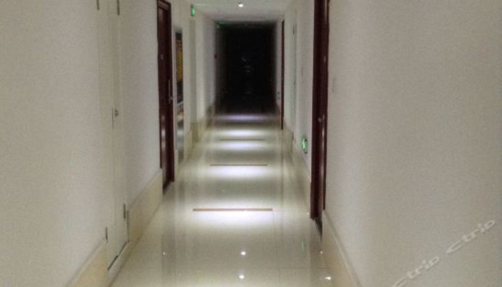 Reception - Tiantai Qingcheng Apartments Hotel